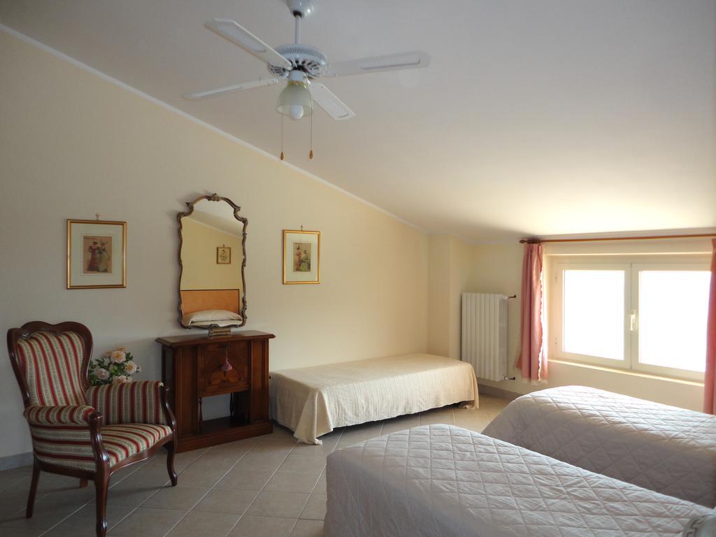Casa Adriana Apartment Penne Exterior photo